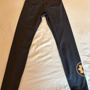 Black Women's Club Pilates Performance Leggings with Gold Accent size Medium